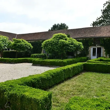 Chateau Sauvemea Guest house